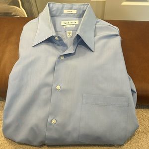 Van Heusen Regular Fit Dress Shirt. 16 X 36/37.